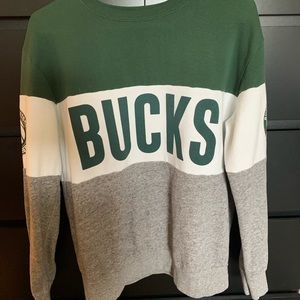 Tailgate AE Bucks Colorblock Crewneck Sweatshirt